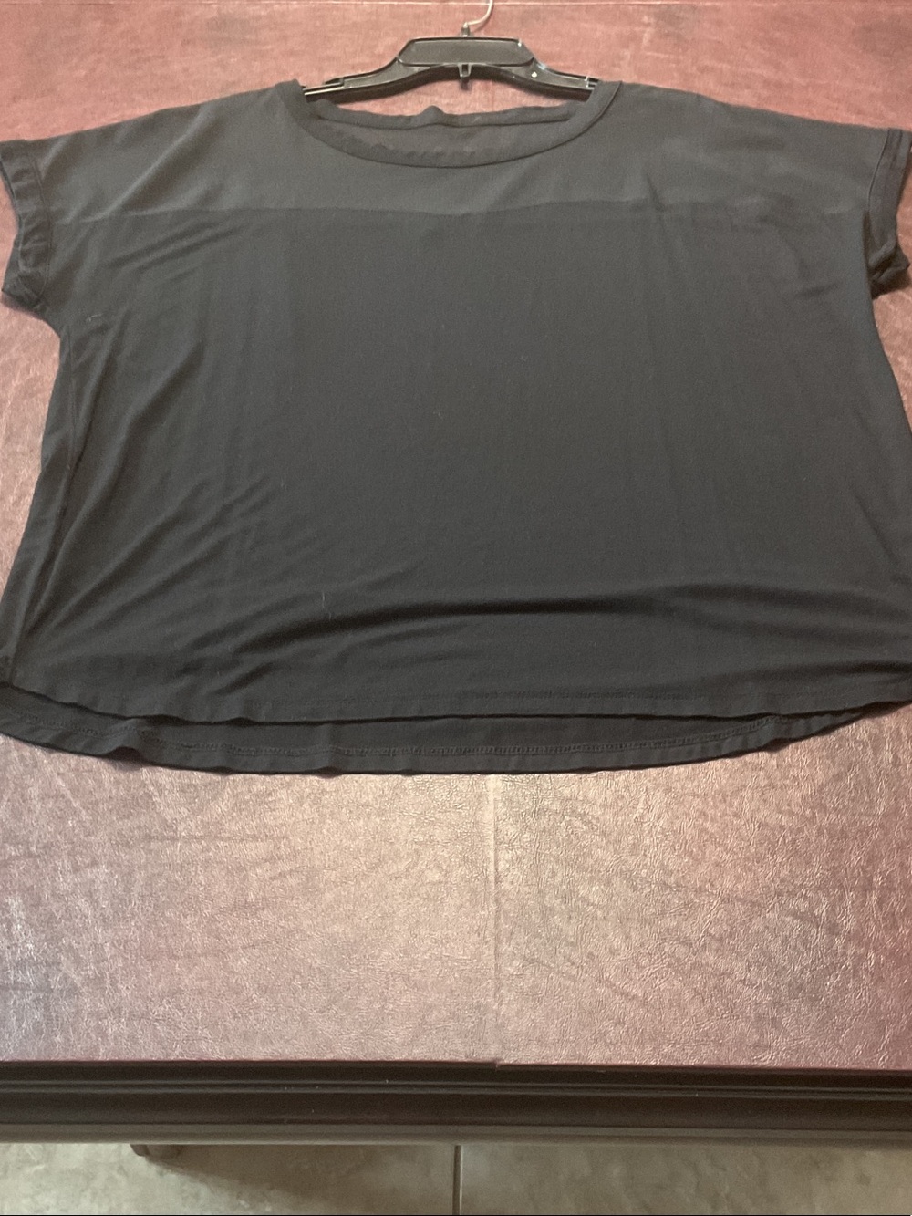 Women's Black Short Sleeve Relaxed Crew Neck Tee